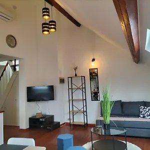 New Cozy In Porte De Hal Apartment